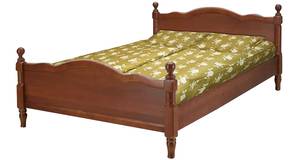 Двуспальная кровать деревянная на ножках Славомира